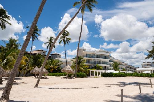 destination jelly playa coral condo