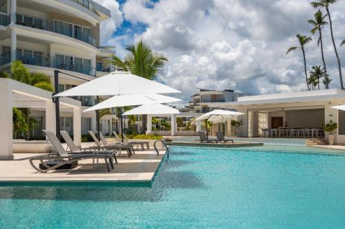 destination jelly playa coral condo