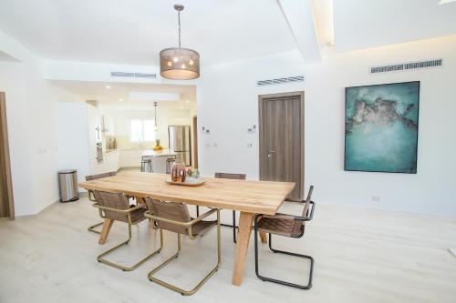 destination jelly playa coral condo