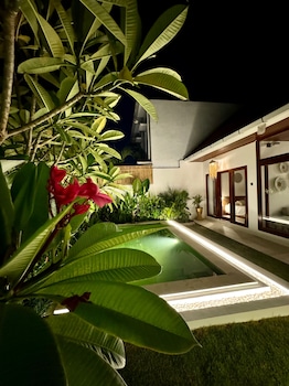 villa licia seseh area