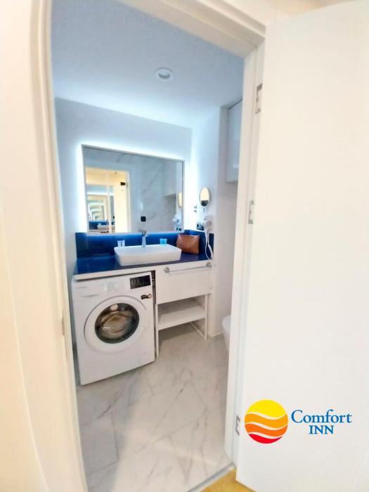 comfort inn orbi city