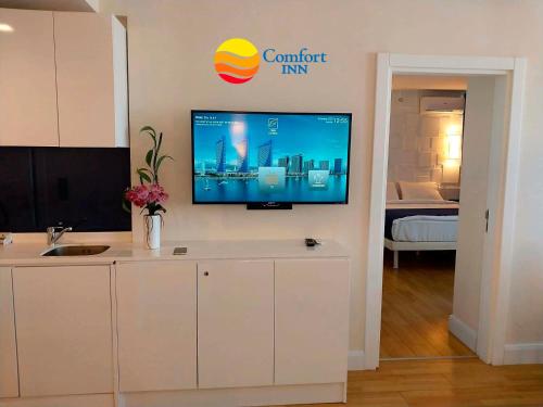 comfort inn orbi city
