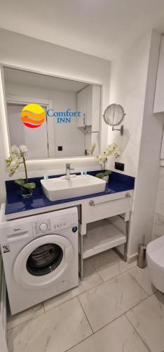 comfort inn orbi city
