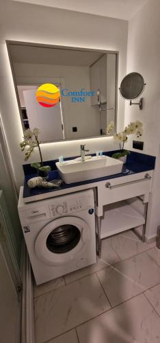 comfort inn orbi city