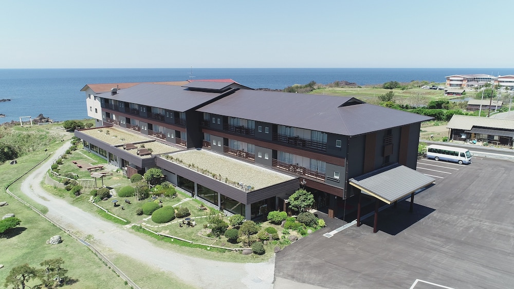 sado resort hotel azuma