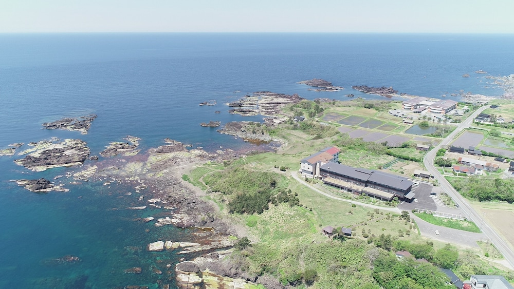 sado resort hotel azuma