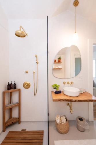 sisu a boutique motel
