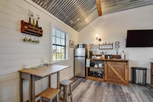 wine country cottage with scenic hill country views