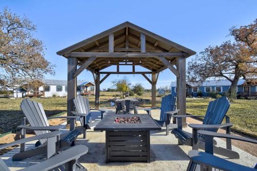 stargazing retreat at lone star cottage