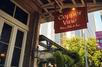 copper vine winepub and inn