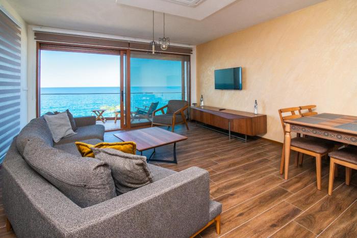 sunset bay apartments