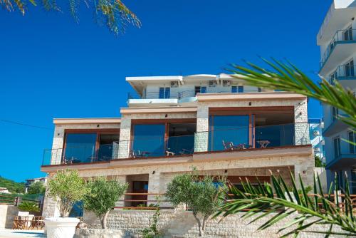 sunset bay apartments