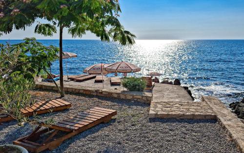 sunset bay apartments