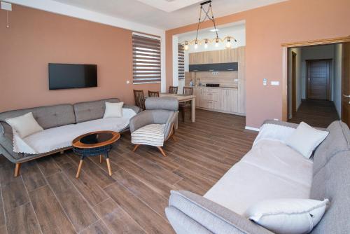sunset bay apartments