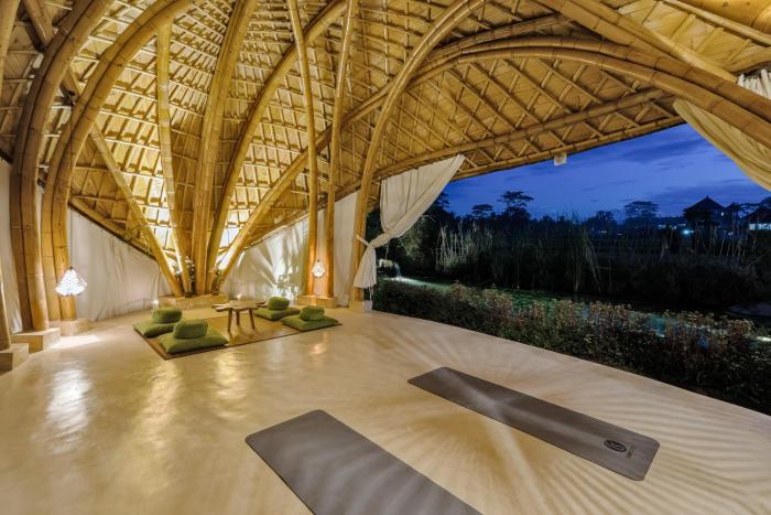 earthship ubud eco villa