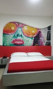 kromatic hostel