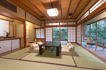 tsukihitei ryokan