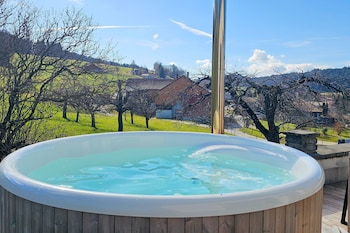 Cinema Enchante - Cinema & Bain Nordique,,3 star