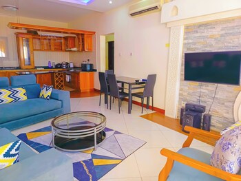 Ishara Beachfront Homes And Suites,,4 star