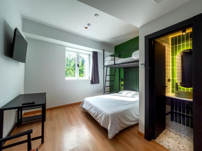 wonder hostel