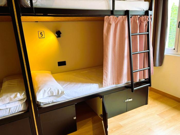 wonder hostel