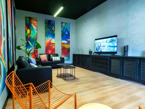 wonder hostel