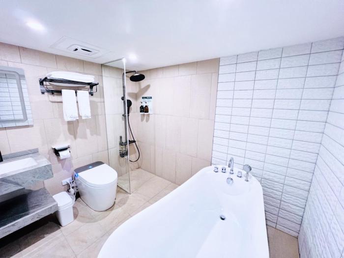 yoai mountain roam hotel