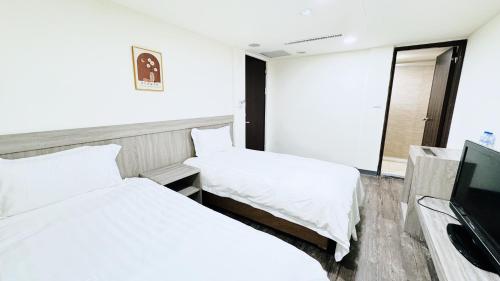 yoai mountain roam hotel