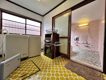 matsubaya guesthouse hostel
