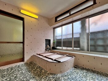 matsubaya guesthouse hostel