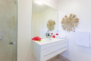 tropicana lagoon apartments