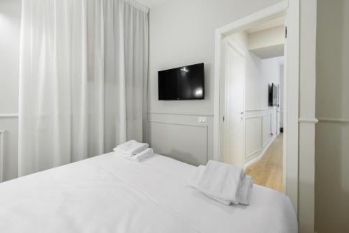 tornabuoni place and dream by mmega