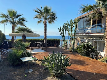 villa rita sea frot view