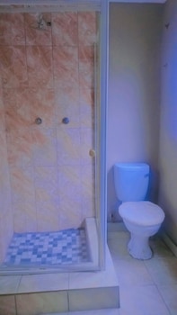 Zwizwo Guest House,,3 star