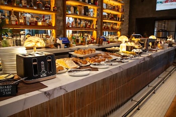 delamar westport