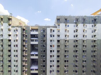 Best Deal And Comfy 1Br Apartment Gateway Ahmad Yani Cicadas,,3 star