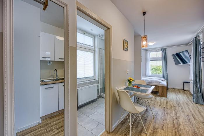 jantar apartments