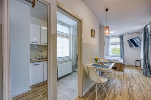 jantar apartments