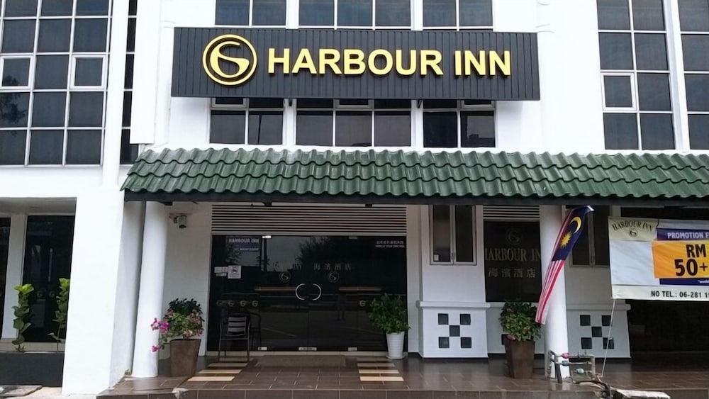 harbour inn melaka
