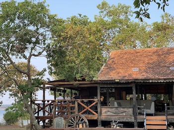 Cao Minh Island,,1 star