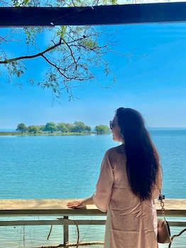 Cao Minh Island,,1 star