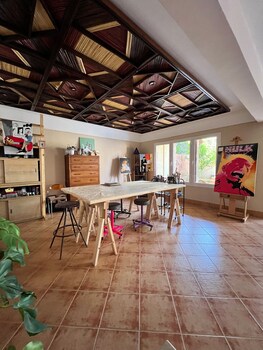 Art Point Guesthouse,,3 star