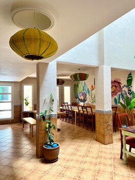 art point guesthouse