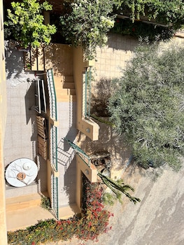 art point guesthouse