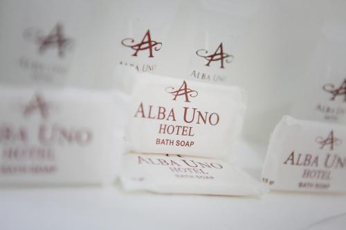 alba uno hotel