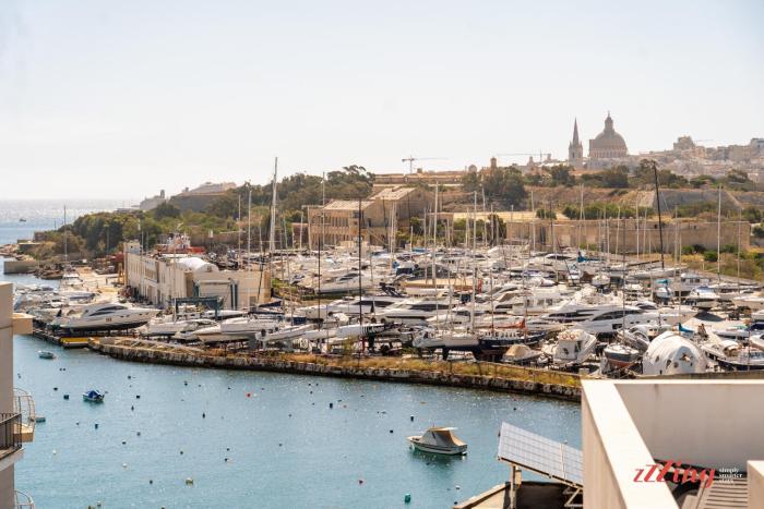stuart rooms gzira promenade