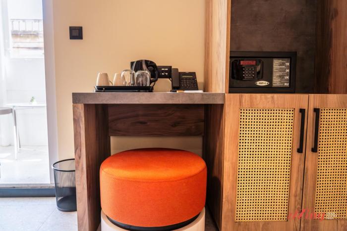 stuart rooms gzira promenade