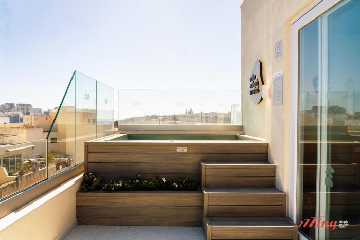 stuart rooms gzira promenade