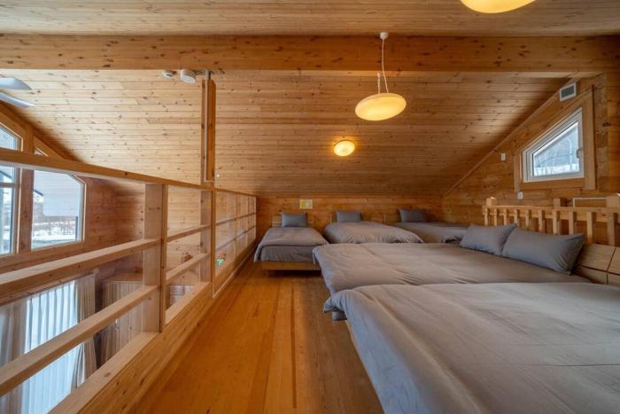 the crestview lodge