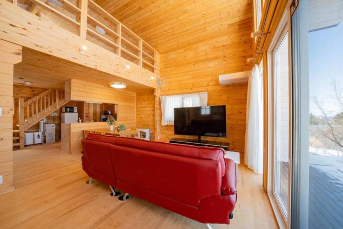 the crestview lodge